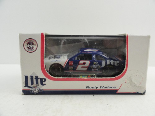 1997 Revell 1/64 Rusty Wallace #2 Miller Lite - Picture 1 of 6