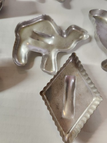7 cortadores de galletas de aluminio vintage - Imagen 4 de 6