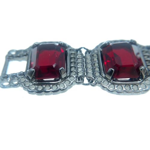 Swarovski Bracelet Red Gemstone Gunmetal Silvertone Signed 8 Stones 7" - Picture 8 of 10