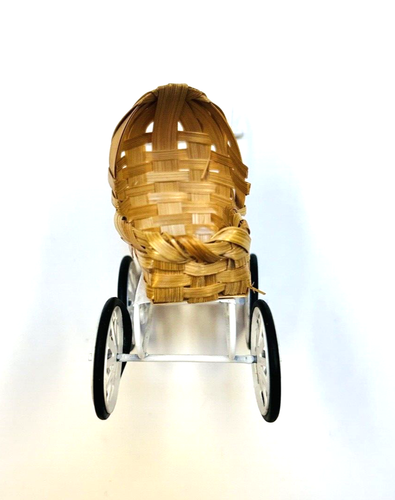 Miniature Dollhouse Woven Basket Stroller Buggy Rubber Wheels Wicker 1:12 - Picture 3 of 9