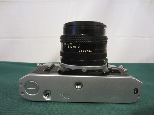 Canon AE-1 35mm SLR Film Camera w/ 50mm f/1.8 Lens - Parts / Repair - Picture 4 of 7