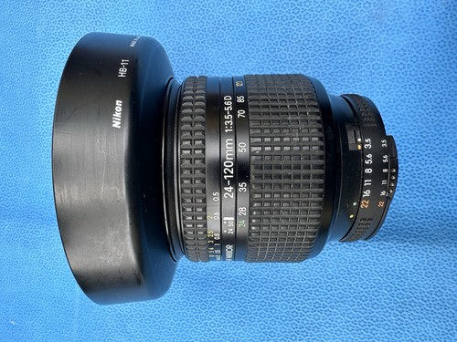 FUJIFILM FINEPIX S1PRO w/ NIKKOR LENS 24-120mm 1:3.5-5.6D, NIKON LENS HOOD HB-11 - Picture 15 of 23