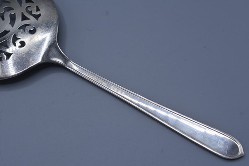 Oneida Nobility Plate ROYAL ROSE Tomato Server 7-7/8" Silver Plated Very Good - Picture 5 of 6