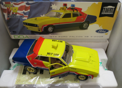 GREENLIGHT 1/18 MAD MAX FORD XB FALCON MFP SEDAN V8