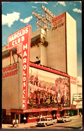 Reno NEVADA Harrold's Club Casino 1960 Oldtimer Autos Schilder Menschen Postkarte - Bild 1 von 2