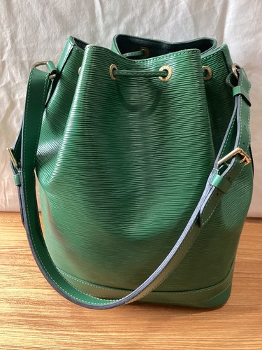 Authentic Louis Vuitton GM Noe - Picture 3 of 13
