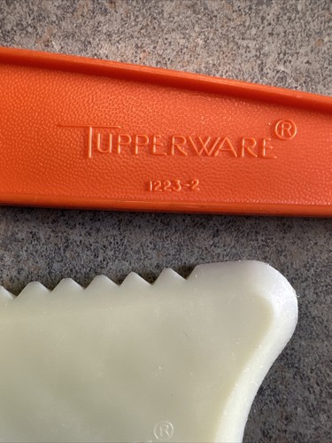 Tupperware Utensili Cucina Gadget Veg Scrubber Formaggio Taglierina Campana Tazza Lotto di 5 - Foto 7 di 17