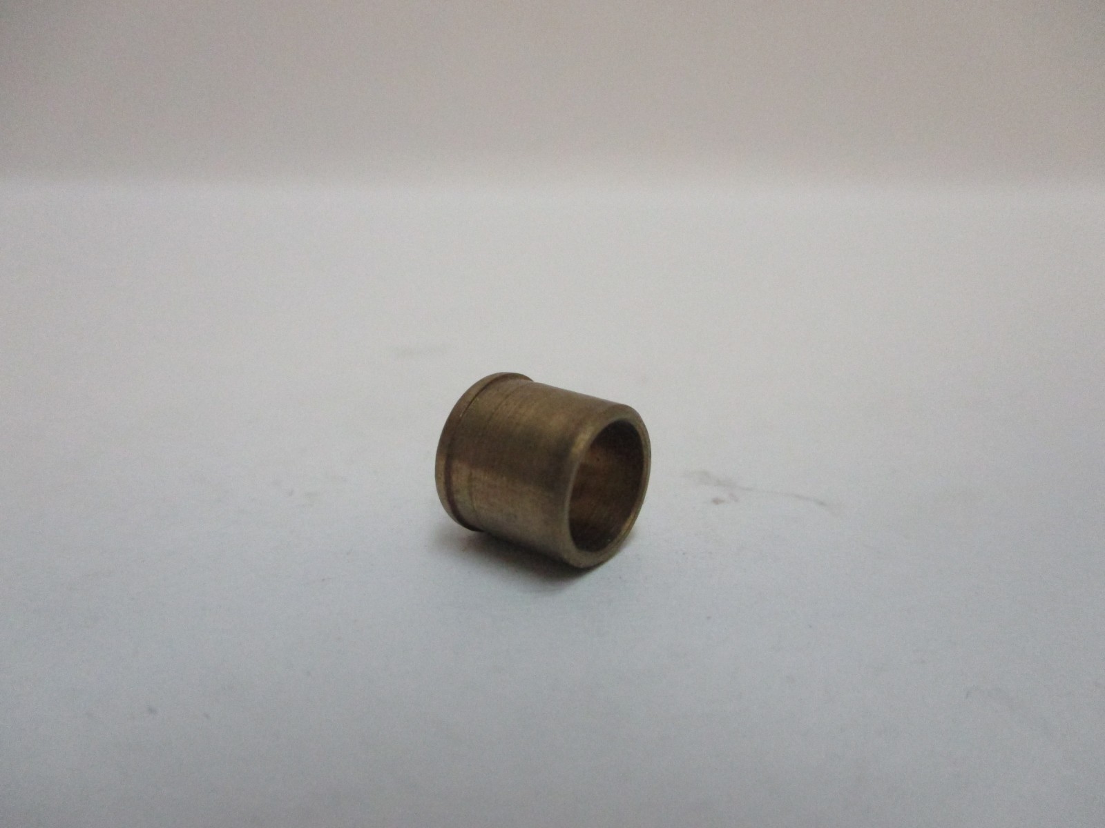 1 Penn Part# 7-750 PINION BUSHING Fits 750SS
