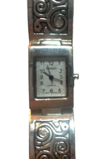 Terner Women's 6.5” Silvertone Rectangular Watch New Battery
