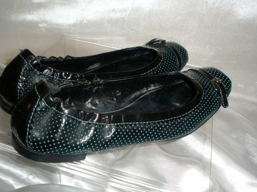 FENDI Ballet Flats Black Blue Patent Leather Perf Buckle 38.5 US 7.5 ITALY EUC - Picture 7 of 11