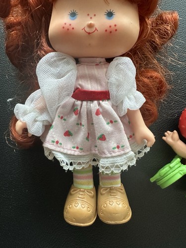 Muñeca Strawberry Shortcake Vintage Años 80 Berrykin Juego Súper Raro - Excelente Estado - Imagen 4 de 5