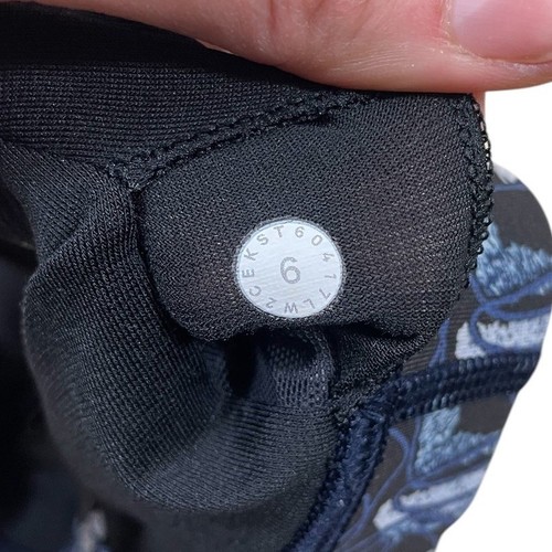 Lululemon Energy Sports Bra Dark Floral Yoga Training Pilates Eternal wave Sz 6 - Picture 7 of 7