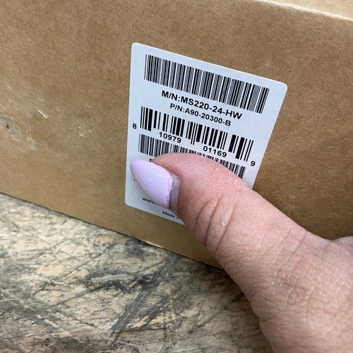 Cisco Meraki MS220-24 24-Port Gigabit Switch–Unclaimed NEW IN BOX - Picture 3 of 3