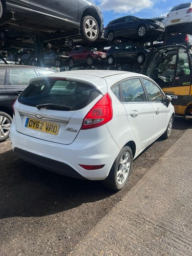 2012 Ford Fiesta Zetec Headlight Bumper Wing Tailgate Breaking Whole Vehicle - Picture 2 of 3