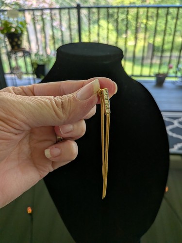 Pendientes Zara para mujer nuevos con etiquetas cascada estrás borla frontal y trasera dorada cascada - Imagen 5 de 9