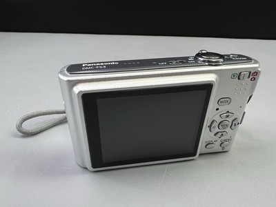 Panasonic LUMIX DMC-FS3 8.1MP Digital Camera - Green for