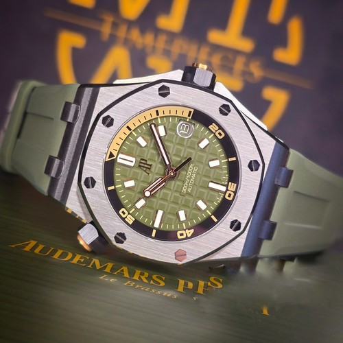 AUDEMARS PIGUET ROYAL OAK OFFSHORE DIVER KHAKI DIVER 15720ST 42MM WARRANTY B&P