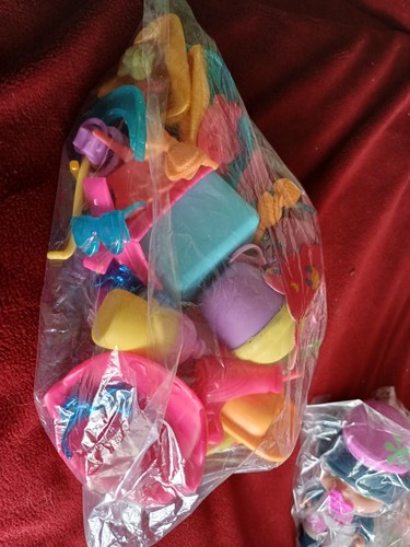 BAMBOLE LACRIME MAGICHE PIANGERE BAMBINI GRANDE PACCHETTO DI 52 E ACCESSORI SENZA SCATOLA ED EXTRA - Foto 15 di 17