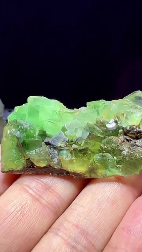 43.4g Natural Green Phantom Cubic fluorite mineral specimen/xianghualing - Video 1 of 1