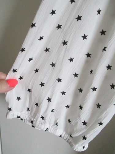 ULLA POPKEN IVORY STAR PRINT TOP SIZE 30/32 BNWT - Picture 3 of 5