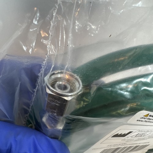 Allied Healthcare Oxygen Hose 15-10-3204 Oxygen , DISS Connector, 6 Foot - Picture 4 of 5