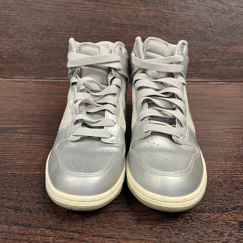 Nike Women's Sneakers Size 8 Silver Metallic Glitter Dunk High GS 325203-001 - Picture 3 of 11