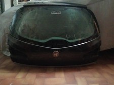 PORTELLONE COFANO BAULE POSTERIORE POST USATO NERO ALFA ROMEO 147 1.6 (20002010