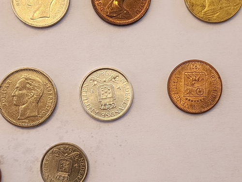 Collection of 25 World Coins See Pictures Most from the Americas and Caribbean* - Picture 11 of 15
