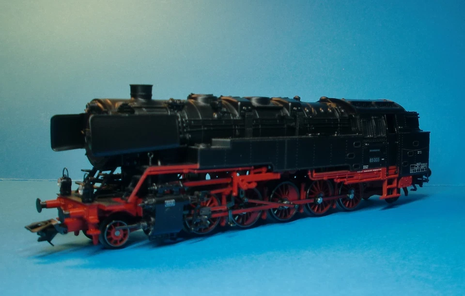 Trix H0 Dampflok BR 85 005 mit DCC Digitaldecoder - Artikel 22702 - OVP - Bild 4 von 4