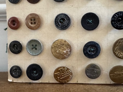 ANTIQUE WORKWEAR JEANS BUTTON SAMPLE CARD LEVI STRAUSS 100+ ORIGINAL BUTTONS - Picture 10 of 17