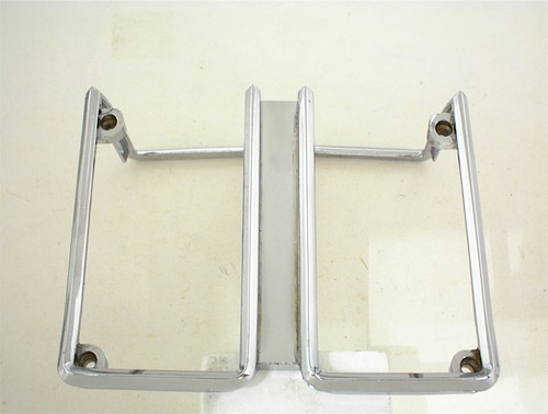 1971 CHEVROLET NOS PARK LIGHT SIGNAL BEZEL RING 3982487LH MALIBU EL CAMINO GMC - Picture 3 of 6