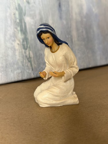 Real Life Nativity Series THE HOLY FAMILY Kings Gifts (woman) VG - Picture 4 of 5