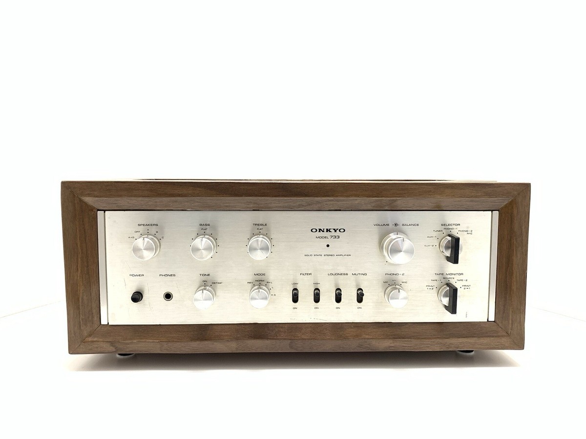 Hooliganです。ONKYO A-933 C-733 ONKYO INTEGRA 733 Stereo Amplifier 34+34WRMS with WOOD BOX