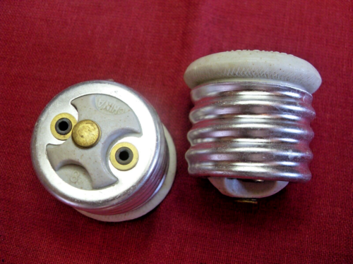 NEW - Lot of 2, Cooper standard bulb base to mogul base adapter. -1612 - Picture 2 of 2
