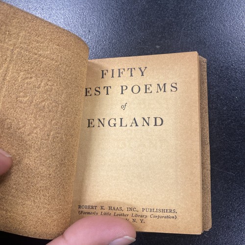 Fifty Best Poems of England (1920) Little Leather Library Miniature - Picture 2 of 3
