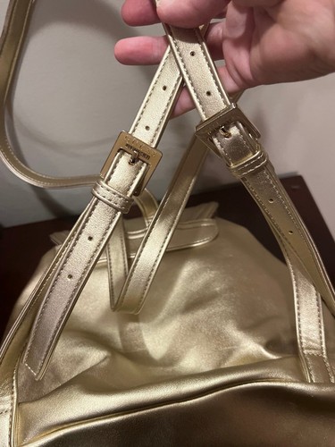 Guess Los Angeles Backpack Purse Gold  Adjustable Straps Chain Handle Snap Close - Picture 5 of 5