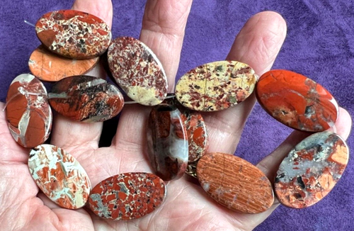 RED BRECCIATED JASPER ~ FLAT OVAL BEADS ~ EXCELLENT FINISH, CLEANLY DRILLED 30MM - Picture 11 of 15