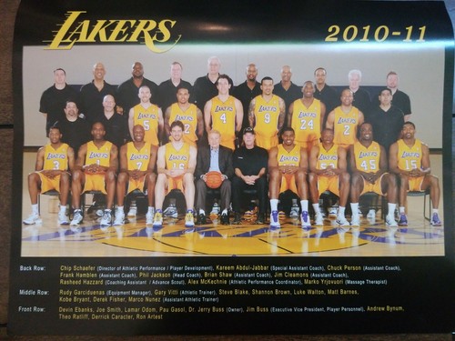 official Los Angeles Lakers team photo 2011 insert - Picture 1 of 2