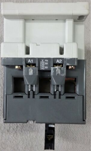 Protector de potencia ABB A50-30-00 230-240 VAC 60Hz, 220-230VAC 50Hz, 400V, 22kW - Imagen 7 de 8