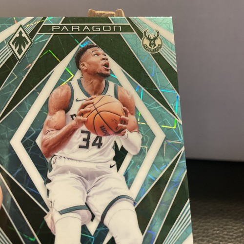 2023-24 Panini Phoenix Giannis Antetokounmpo Paragon Teal Laser Prizm Bucks - Picture 2 of 3