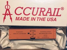 Accurail 4907 HO Pacific Fruit Express PFE 40’ Wood Refrigerator Box - New!