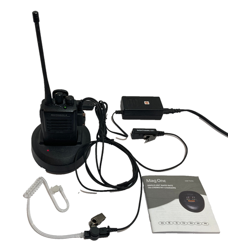 Lot of 14 Motorola Vertex VX-261 Two-Way Radio w/ Earpiece/Mic + 4 Base & Power - Picture 2 of 22