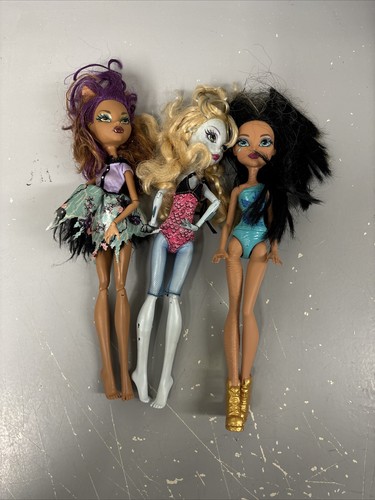 Monster High Doll Lot Of 3 Dolls In Played With 2008 Laguna Blue Clawdeen - Picture 7 of 7