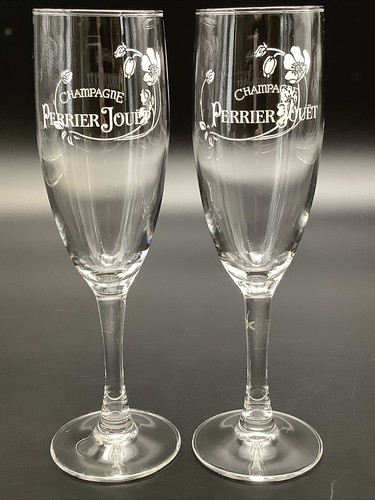 2 Perrier Jouet Champagne Flutes