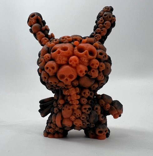 Phoenix Boneyard Orange & Black Dunny 5", Resin, AP - SUPER RARE and MINT! - Picture 5 of 6