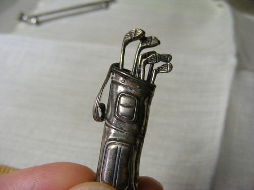1950s STERLING GOLF BROOCH PIN BEAU STERLING GOLF BAG GOLF CLUBS VINTAGE JEWELRY - Picture 8 of 9