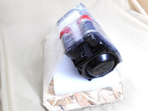 Allen Bradley MPL-B330P-MJ72AA servo motor (NIB) - Picture 3 of 3