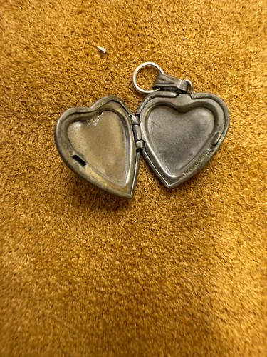 Vintage herzförmiger filigraner Sterlingsilber Medaillon Charm Anhänger 4786 - Bild 3 von 3