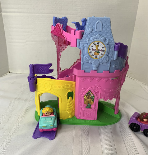 LITTLE PEOPLE DISNEY PRINCESS BELLE CASTLE WHEELIES TWIST & LIGHT TOWER 2 CARS - Picture 4 of 9