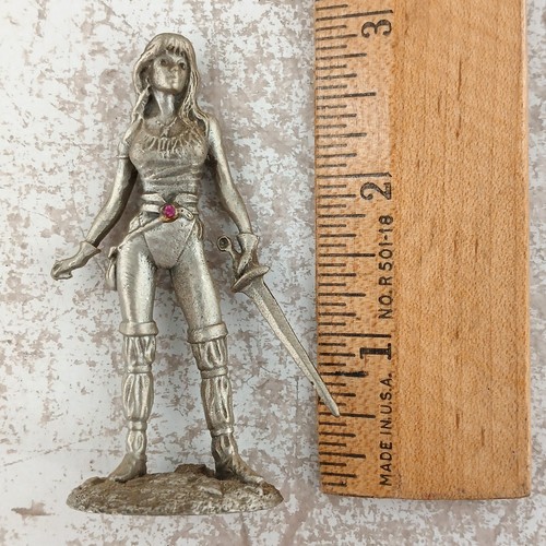 Grenadier Fantasy Kriegerin Frau mit Schwert Zinn Miniatur 1983 G. Garrity Ral Pa - Bild 10 von 10